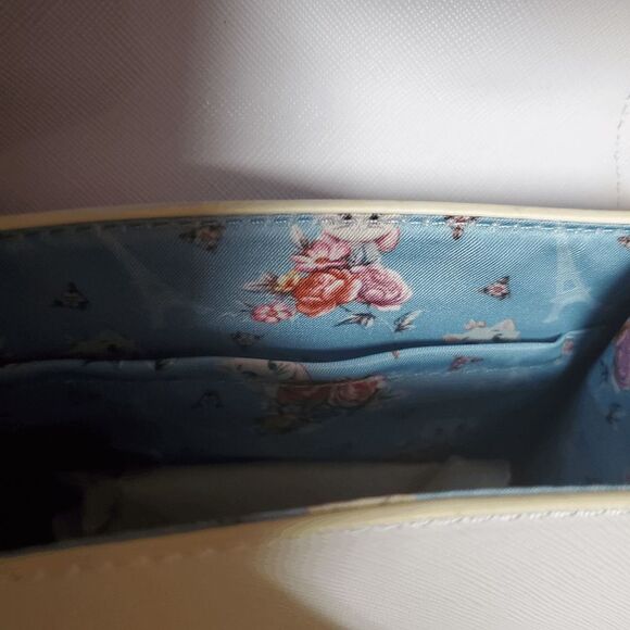 Loungefly Disney Marie Aristocats HEART LOGO crossbody NWT - Picture 3 of 3
